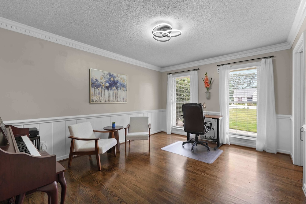Southern Sunshine Retreat