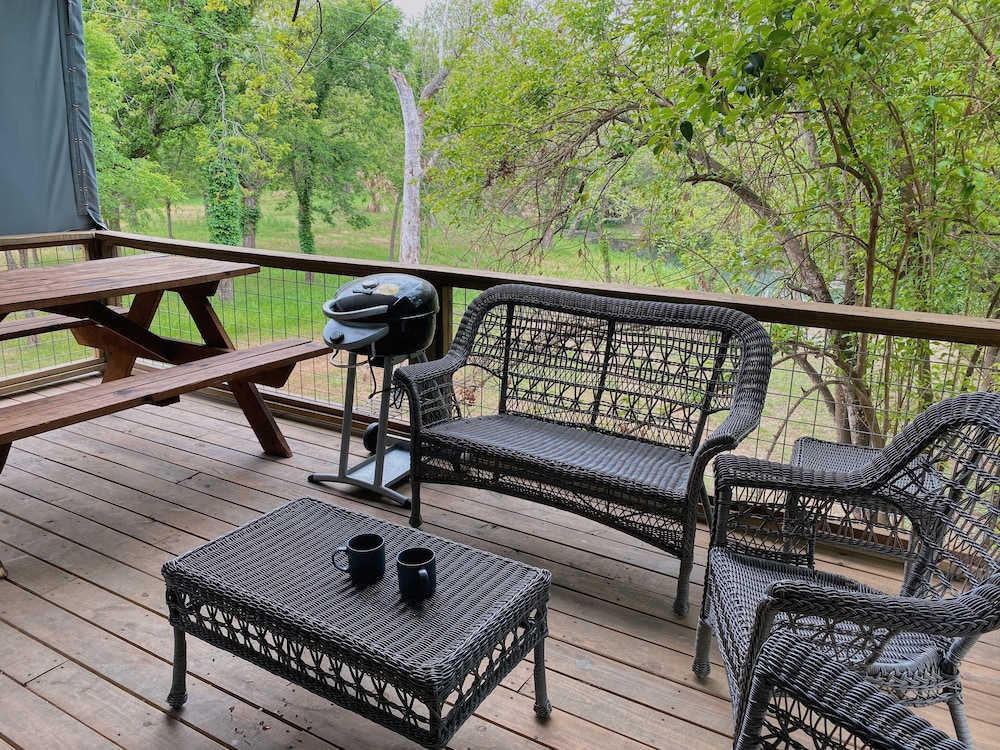 Marion Vacations - 1 Son's Rio Cibolo - Birdhouse Cabin - Property Image 29