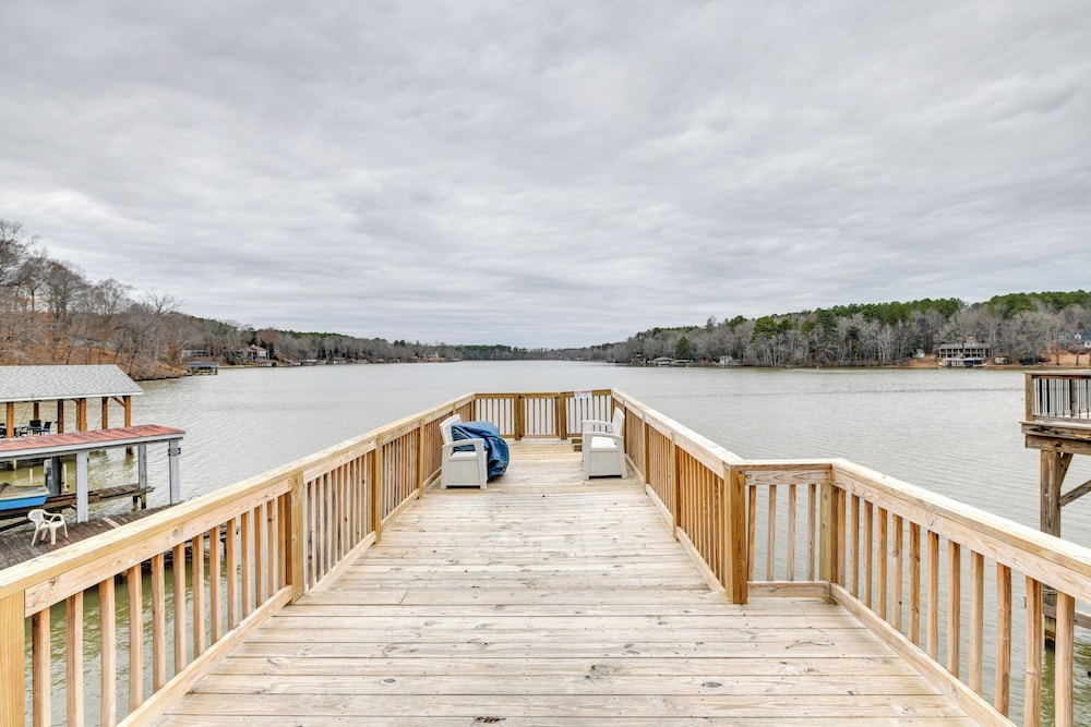 Deck & Lake Gaston Access: Dog-friendly Getaway