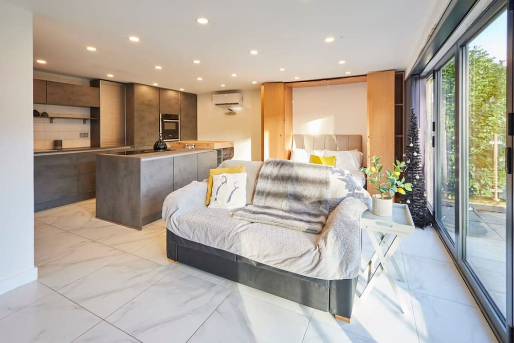 Host Stay P l Lodge