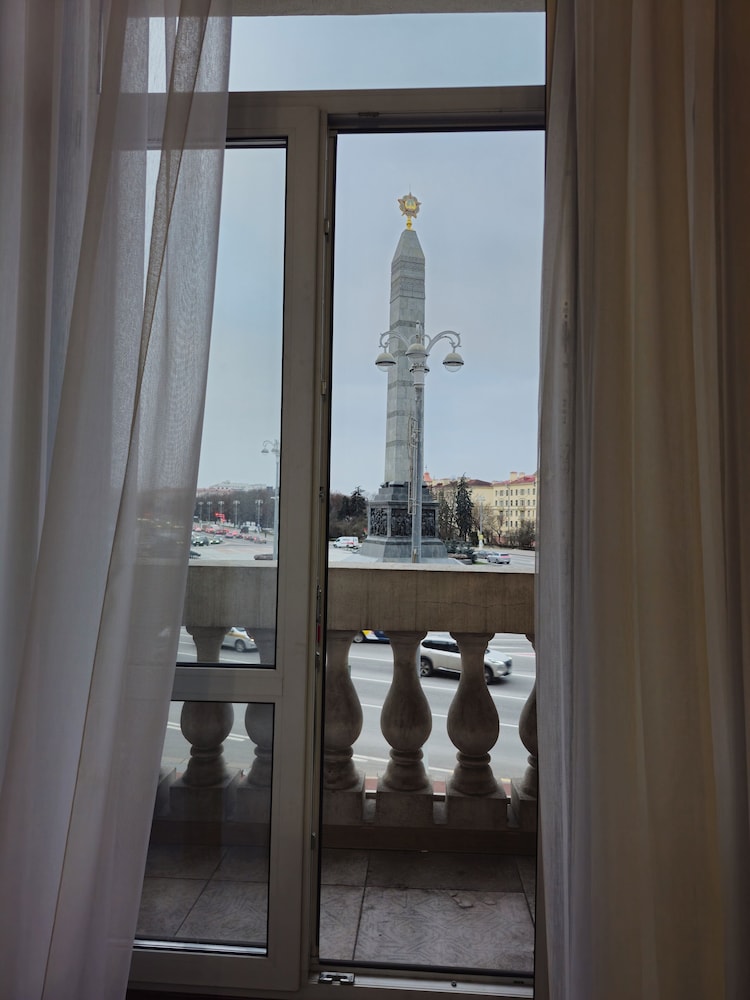 Luxury apart with a view Victory Square
