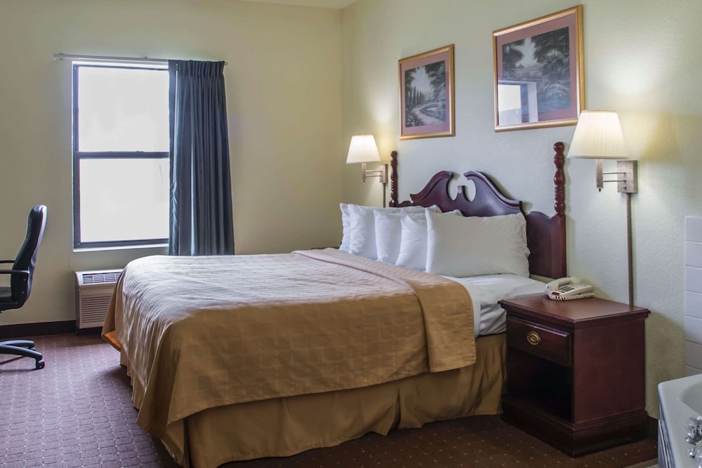 Quality Inn Harrisburg