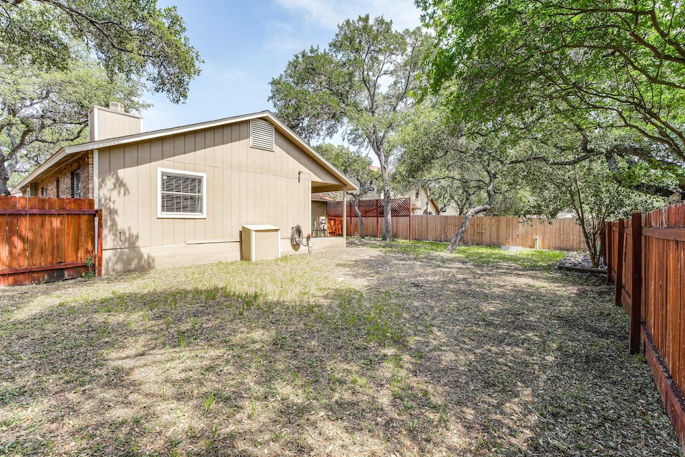 Serene San Antonio Vacation Home w/ Smart TVs view 4