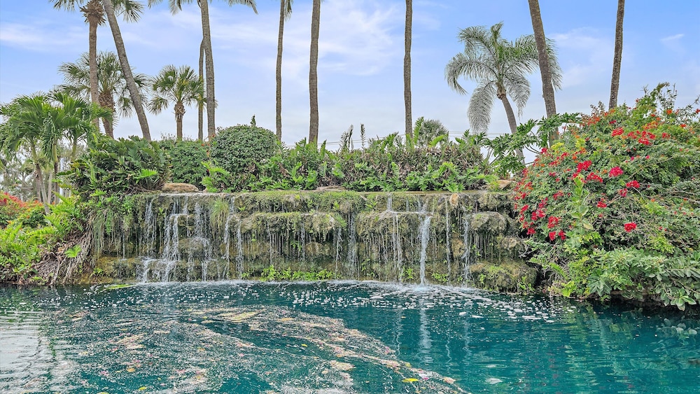 Sole Retreat 2 Bedroom Condo