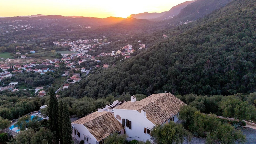 Spartilas Villas