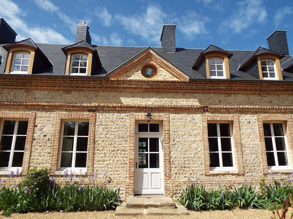 Le Manoir de Briquedalles
