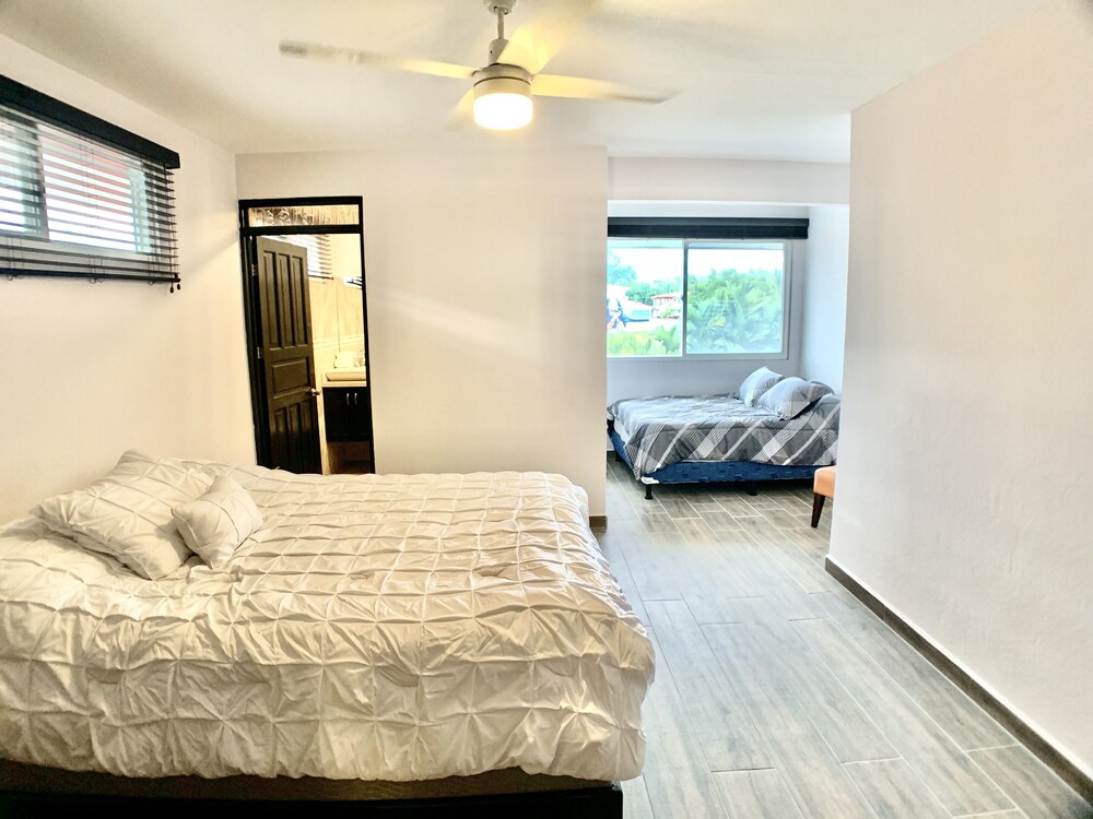 Casa Sunset Family Home - Walk to Jaco Beach by RedAwning