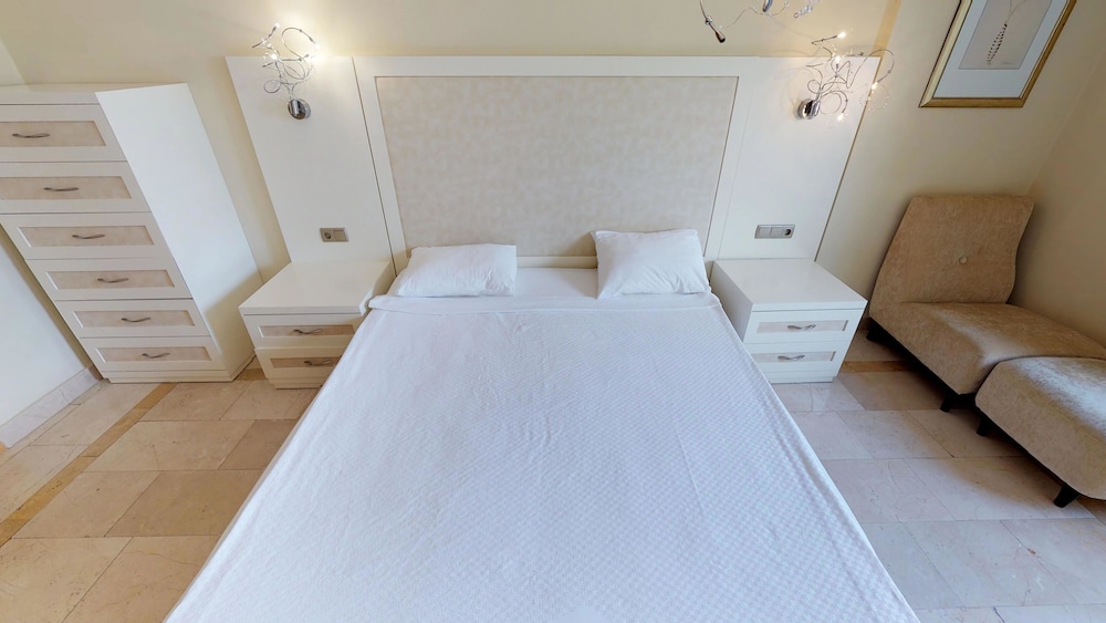 Goldcity Holiday Homes view 2