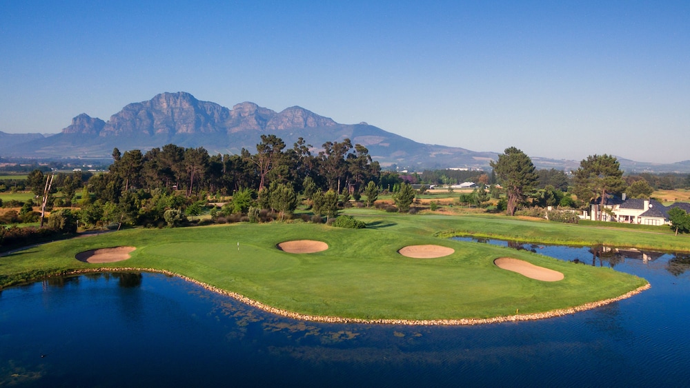 Valley Golf Lodges view 4