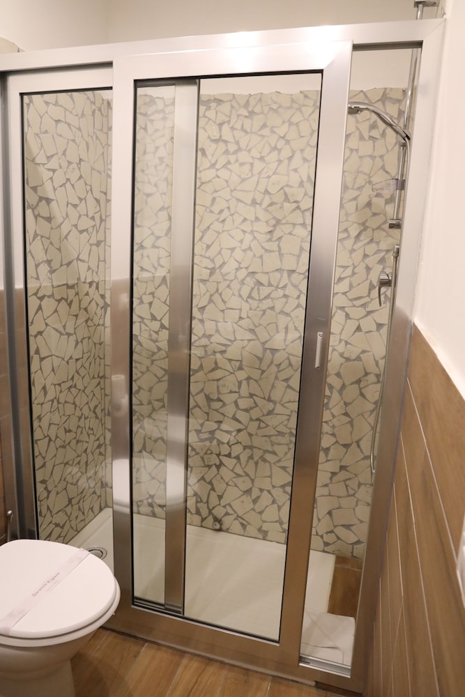 Eden Luxury Suites