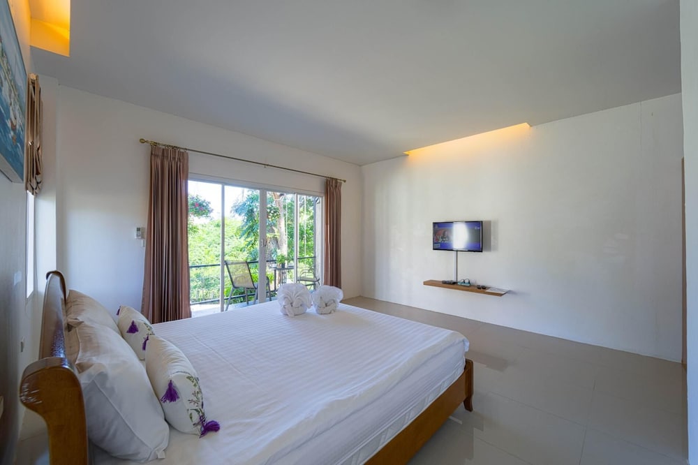 Fantastic 7 Bungalow Private Resort BR7