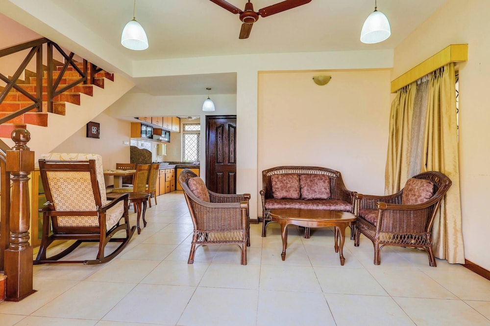 Pleasing 3 Bedroom Villa With Pool view 2