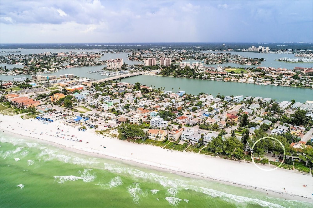 Sunset Beach House 3BR