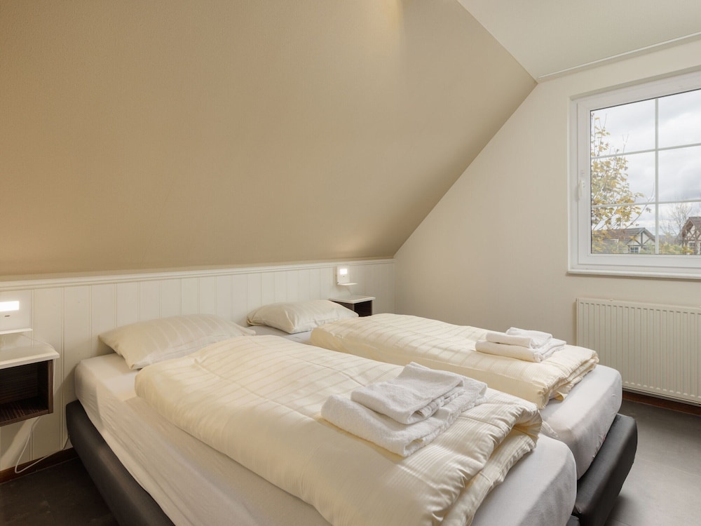 Koos Kidsvilla with 4 Bathrooms & Sauna near Cochem