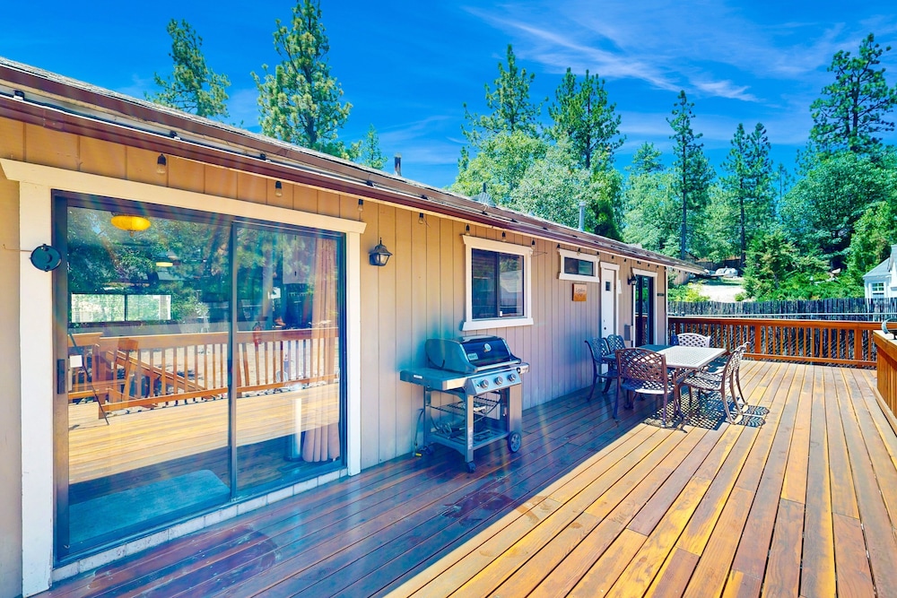 Lazy Bear Cabin #554