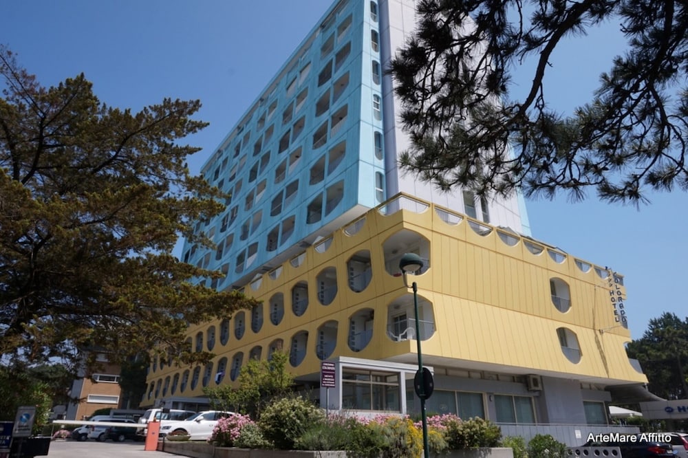 Modern Flat on 10th Floor With sea View - Beahost view 4