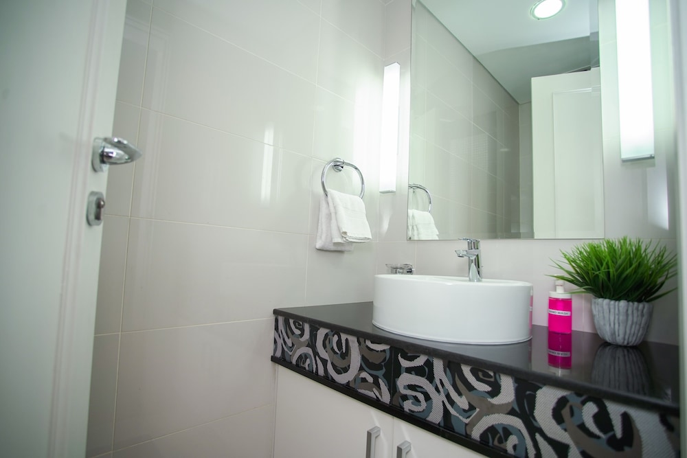 OSKENA Vacation Homes - Damac maison Dubai Mall Street