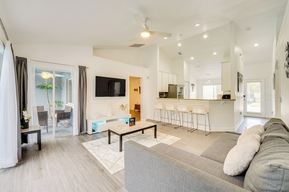 Play & Relax: Davenport Family Getaway!