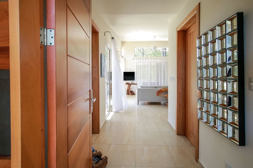 4 Master Suite Villa in Casa Linda view 2