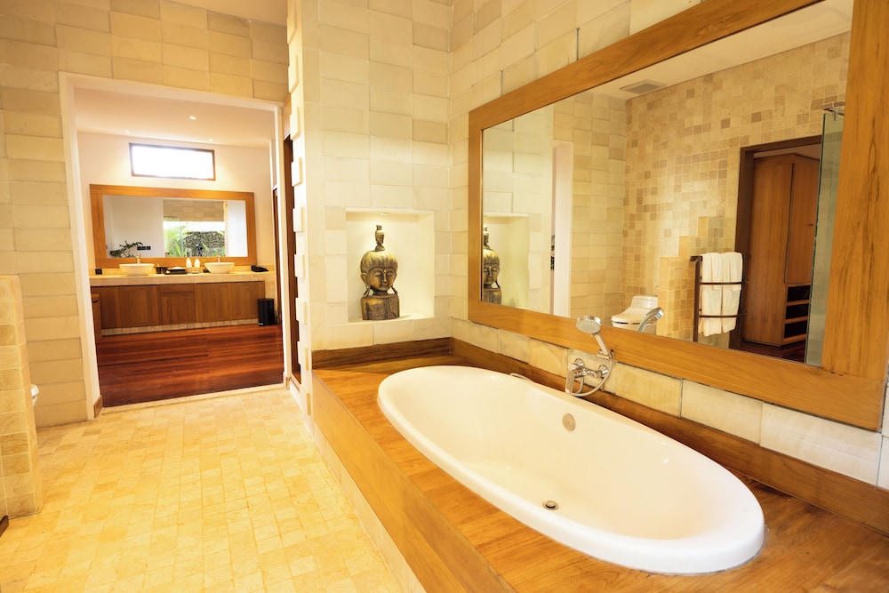 Astamaya Signature Villas
