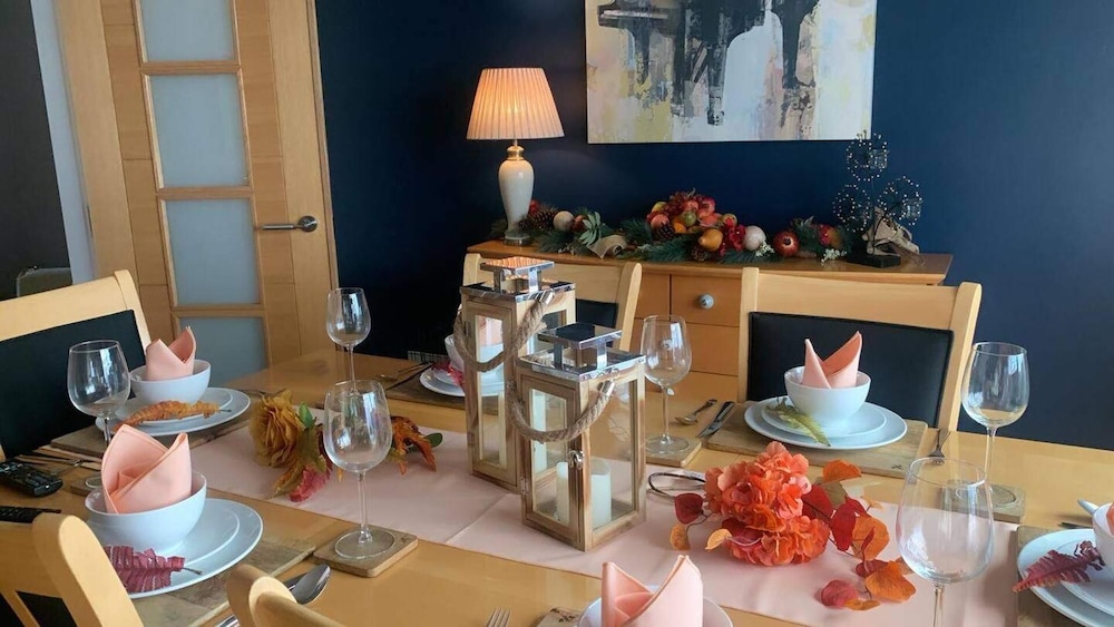 Warrenpoint Countryside -3bedroom-private Garden