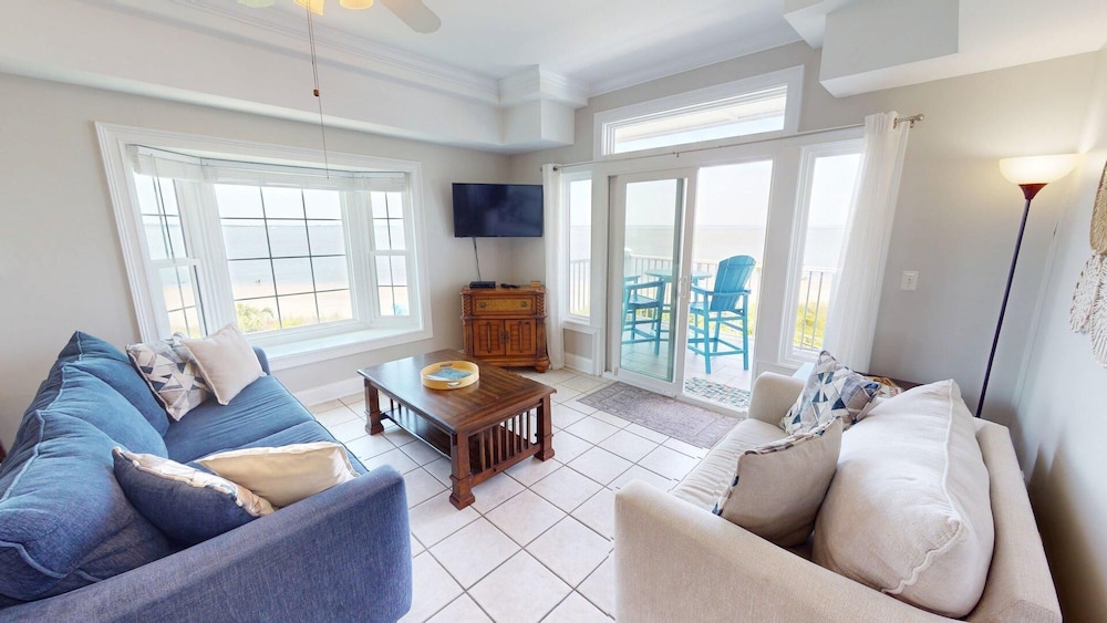 Bay View Villas 3 by Tybee Vacation Rentals