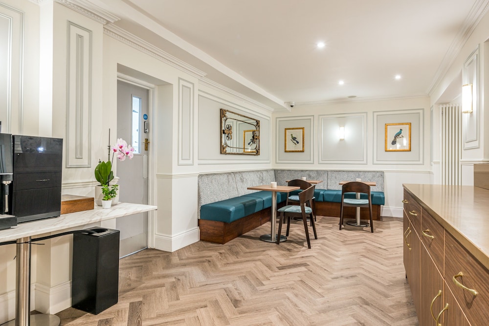 The Princes Square Hotel