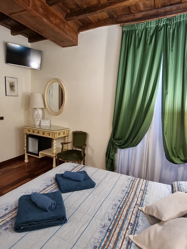 Diapason Colosseum Suite