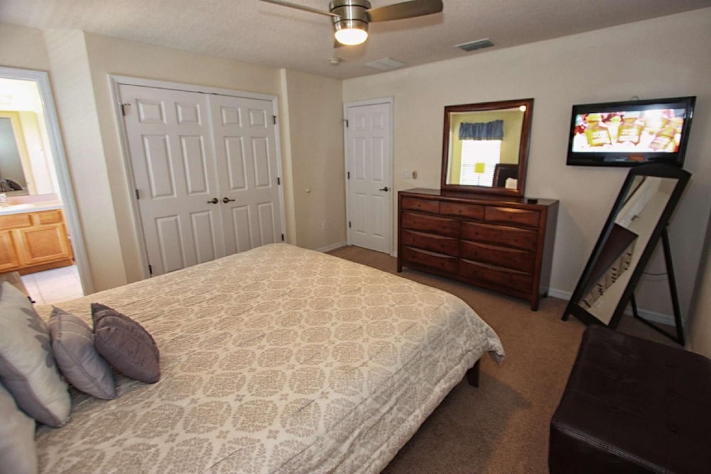 3031 Encantada view 3