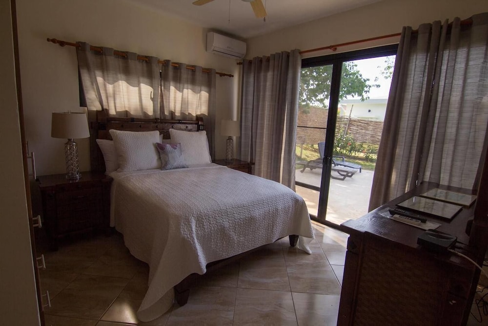 Two Bedroom Just Build Quiet and Private view 4