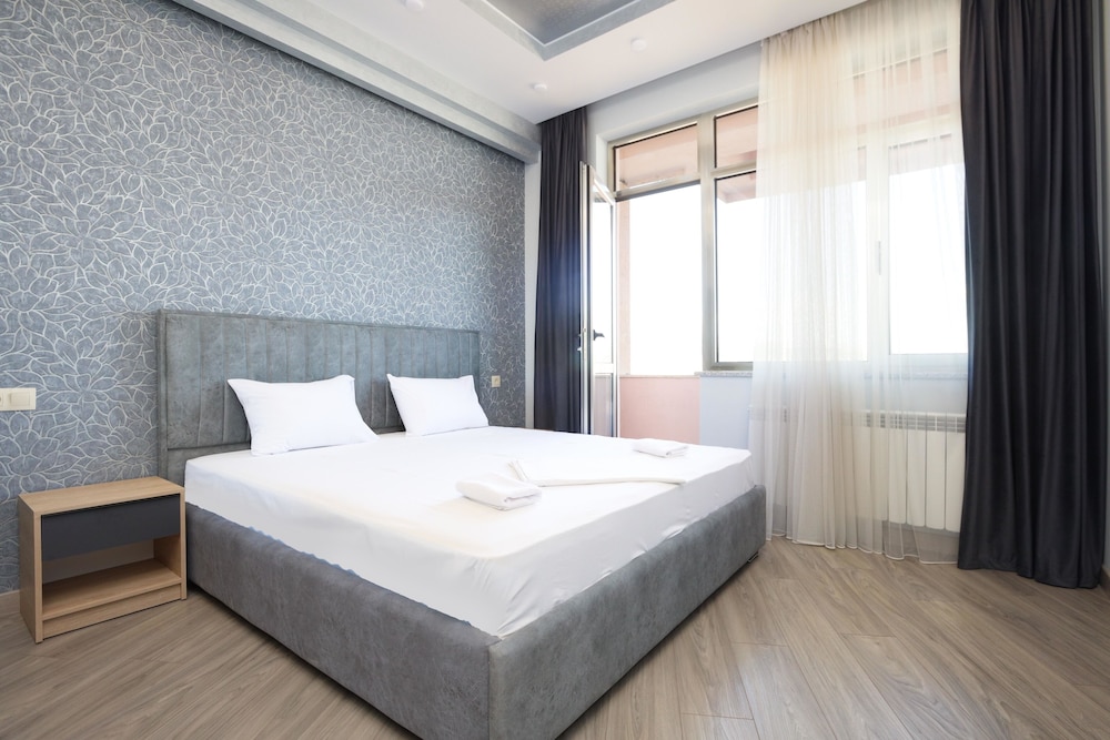 Stay Inn next to Dalma Mall
