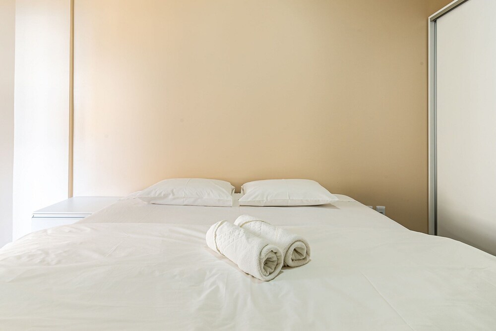 Apt Foot in the Sand sea View in Meia Praia Evb308