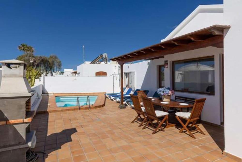 Villa Haria in T as