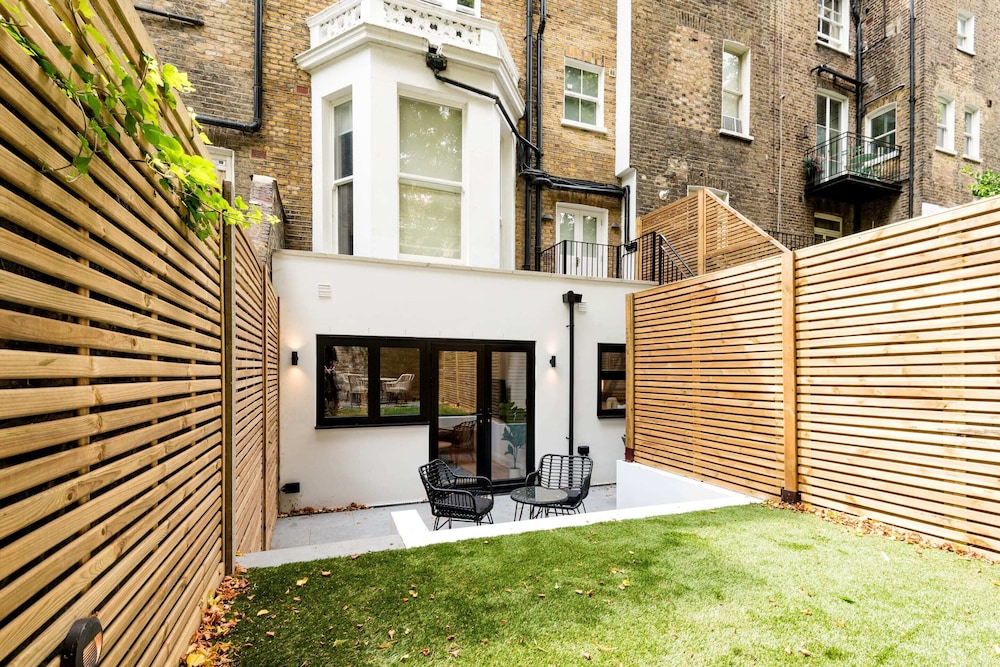 Coleherne Road Residence II