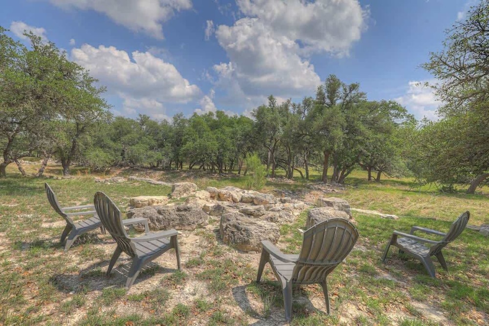 Cactus Flower Lodge-20 min to Downtown-starlit Sky Views