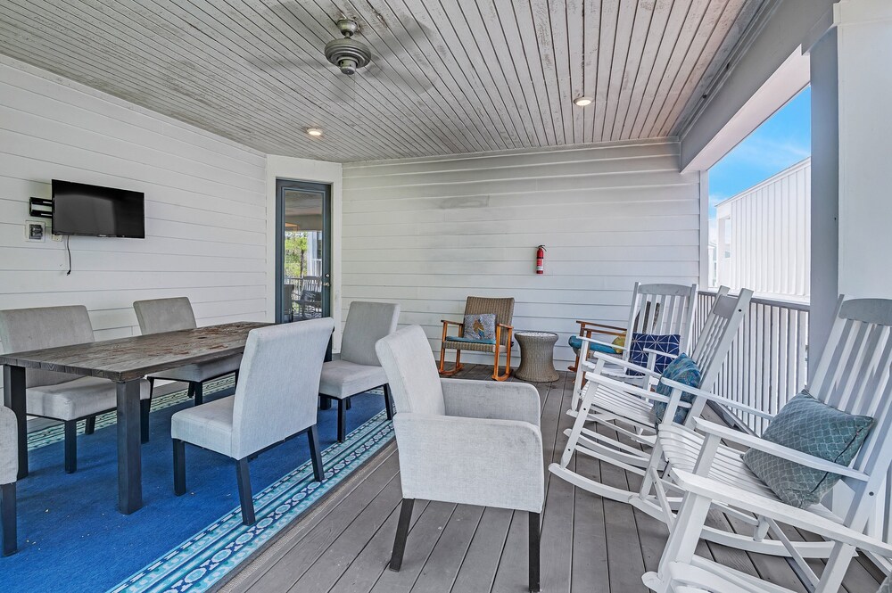 Pet Friendly Beach Retreat on 30a - Sleeps 14