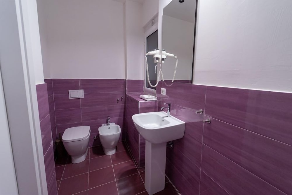 P.C. BOUTIQUE H. VESUVIUS NAPOLI CENTRO by ClaPa Group Dislocated Hospitality