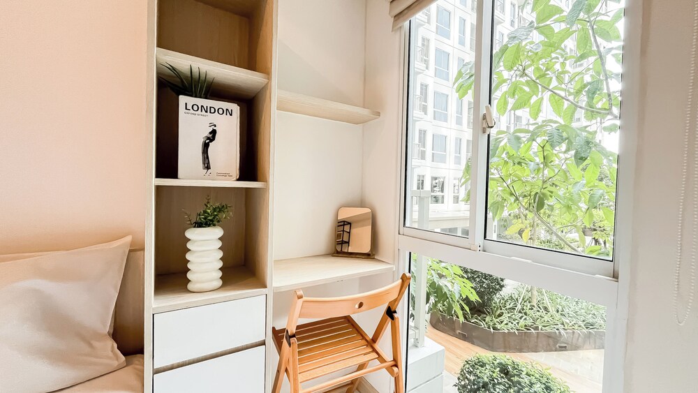 Basic And Compact Studio At Tokyo Riverside Pik 2 Apartment