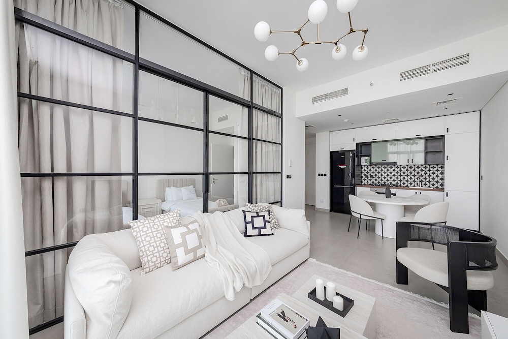 Deluxe 2BR Apartments at Socio