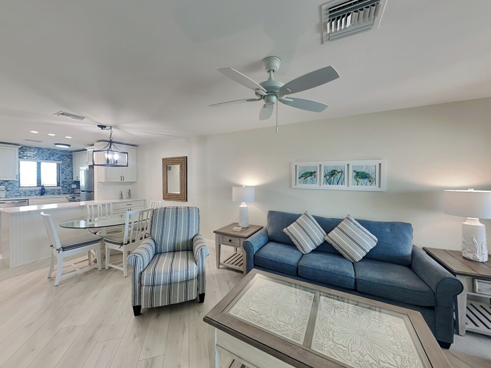 Seaside 5 by Distinctive Beach Rentals