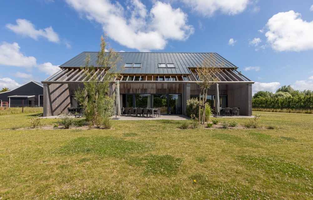 Holiday Home in Schorre Near Beach & Dunes