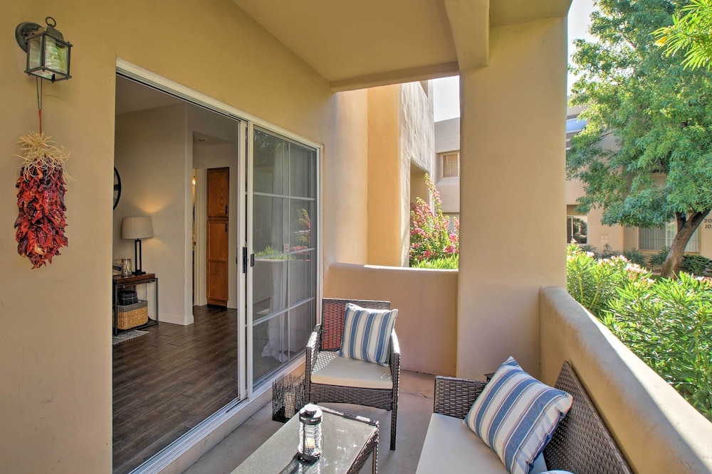 Chic Scottsdale Condo: Private Patio & Shared Pool view 4