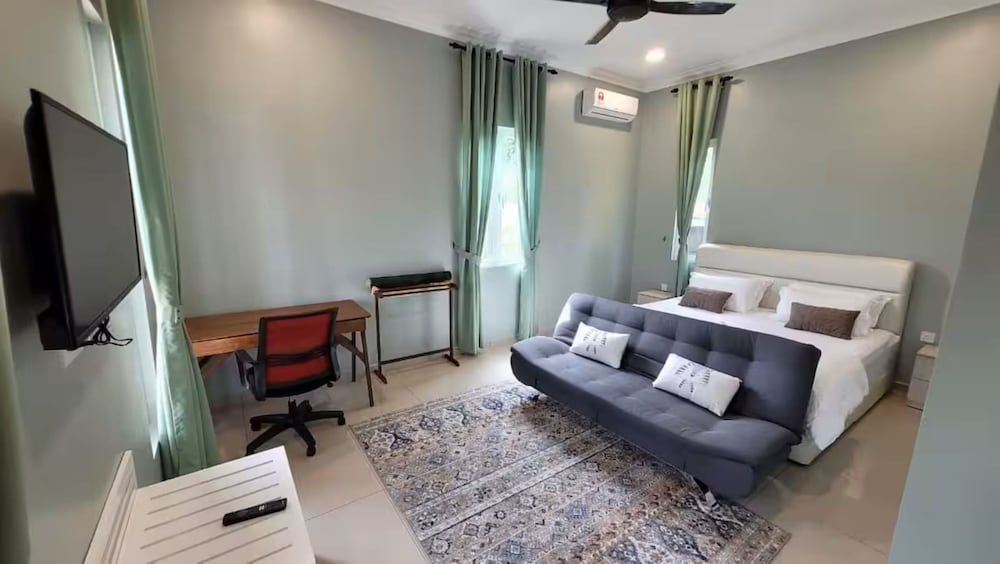 Villa RI Homestay