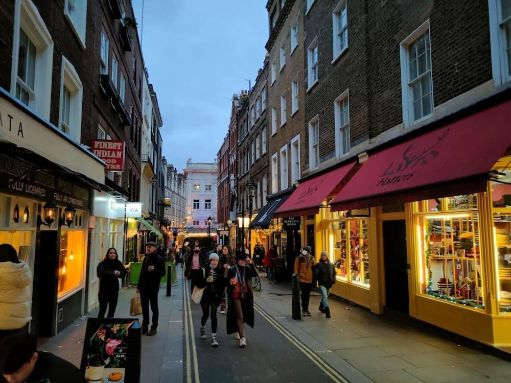 Livestay - Hidden Covent Garden Gem