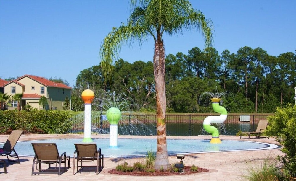 Paradise Palms IHR 2031 - Image 4