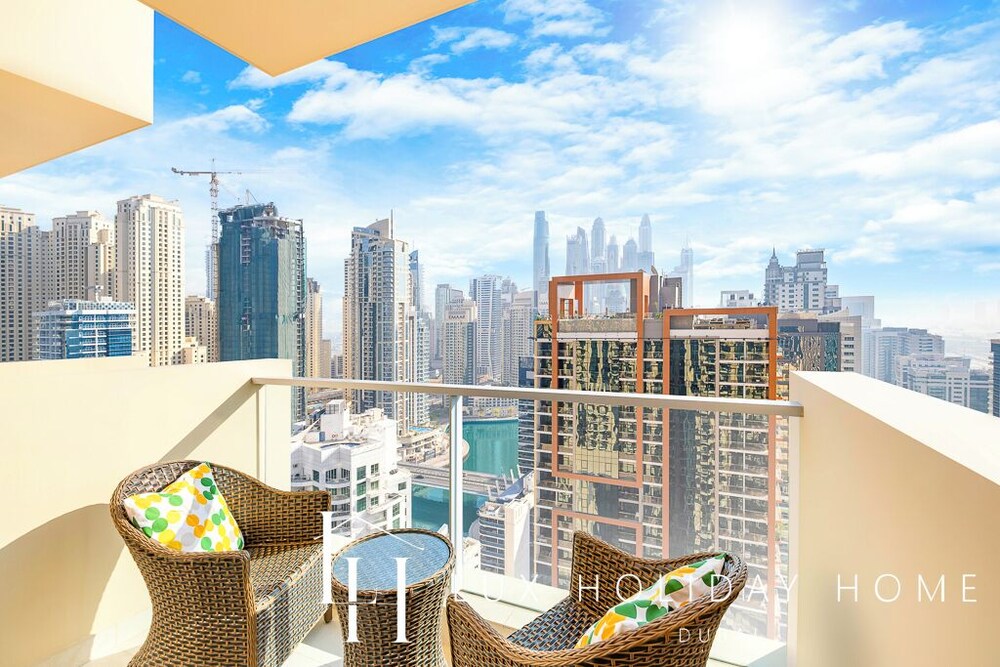 LUX The JW Marina Suite 2