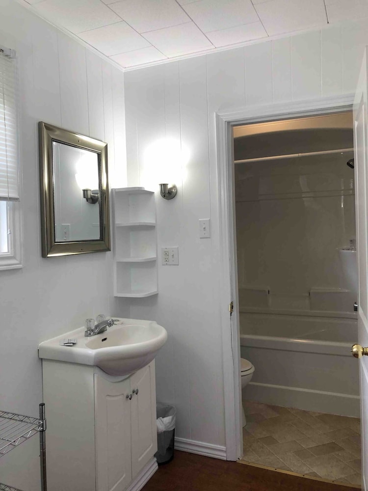Lakelawn B&B Motel