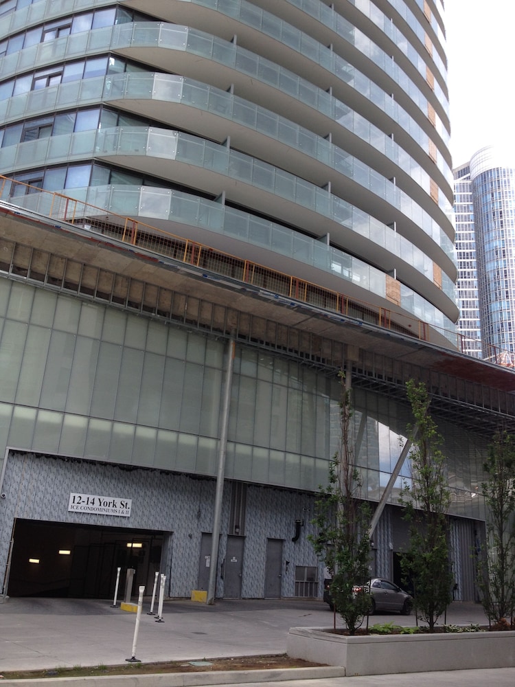 Atlantis Furnished Suites - York Street