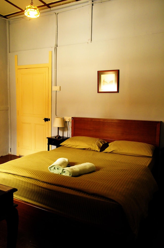 PalanquInn Heritage Suites