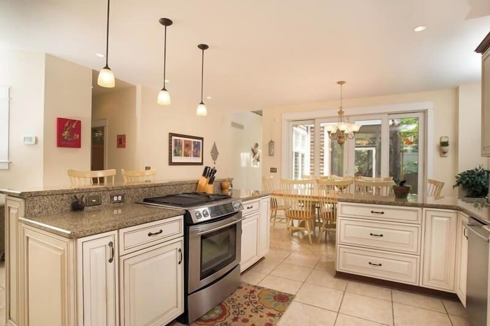 Henlopen Avenue 46